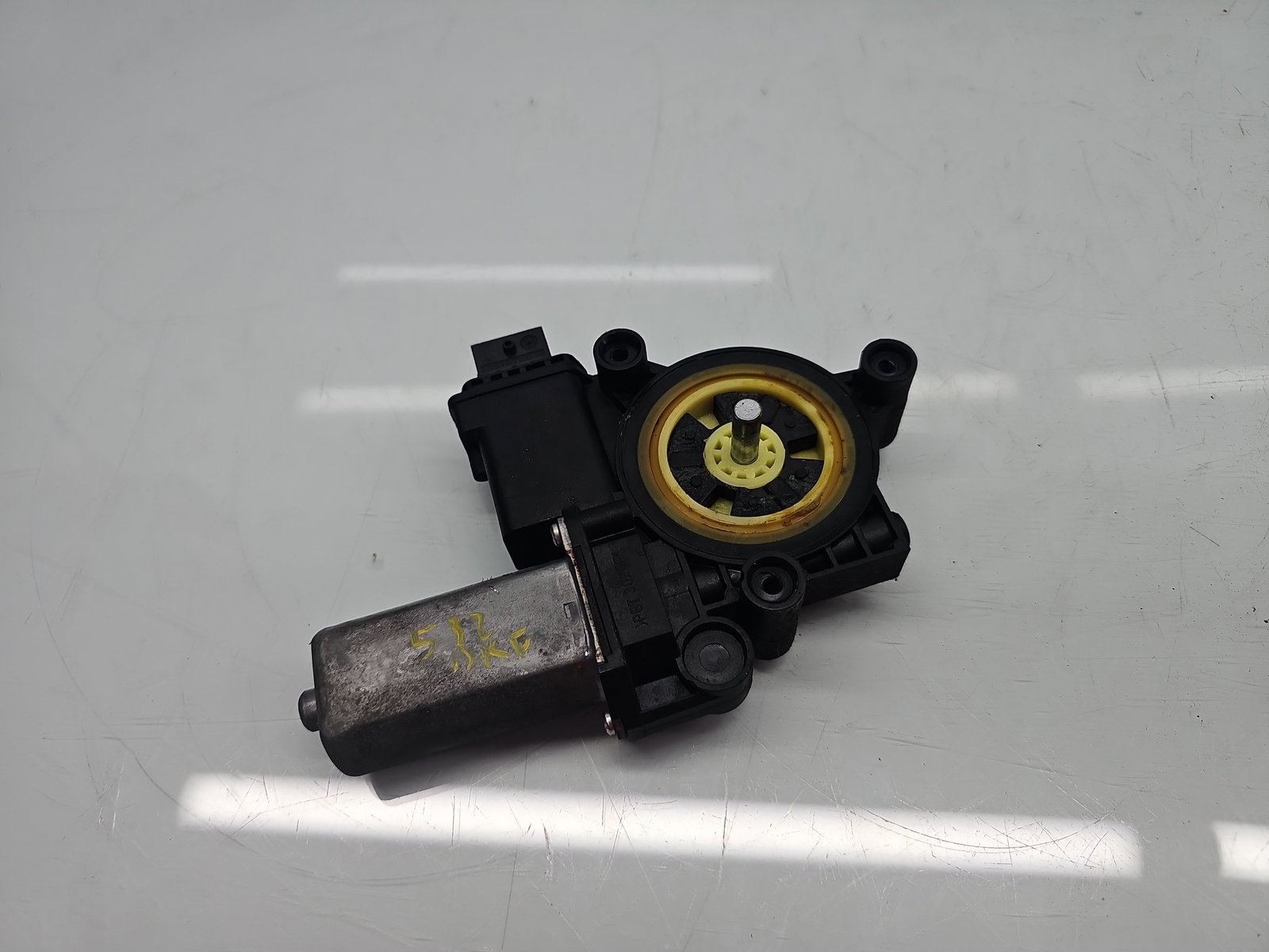 Motoras geam dreapta fata Opel Corsa D [Fabr 2006-2013] 5000577 - imagine 1