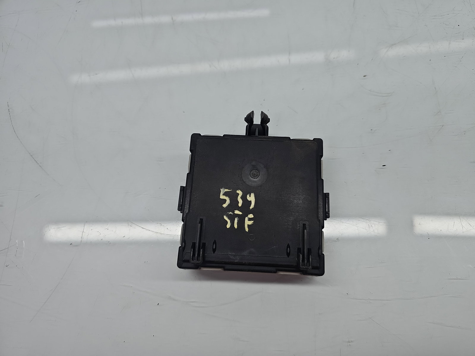 Modul confort Mercedes Clasa A (W177) [Fabr 2019-2024] A1779003806 - imagine 2