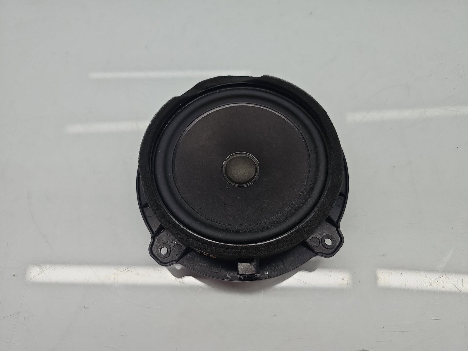 Boxa dreapta fata Hyundai ix35 (LM) [Fabr 2010-2017] 96330-2S000