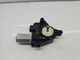 Motoras geam dreapta spate Mercedes Clasa A (W176) [Fabr 2012-2018] A2469063200