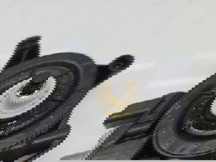 Motoras geam stanga spate Dacia Duster 2 [Fabr 2017-2023] 128001892D