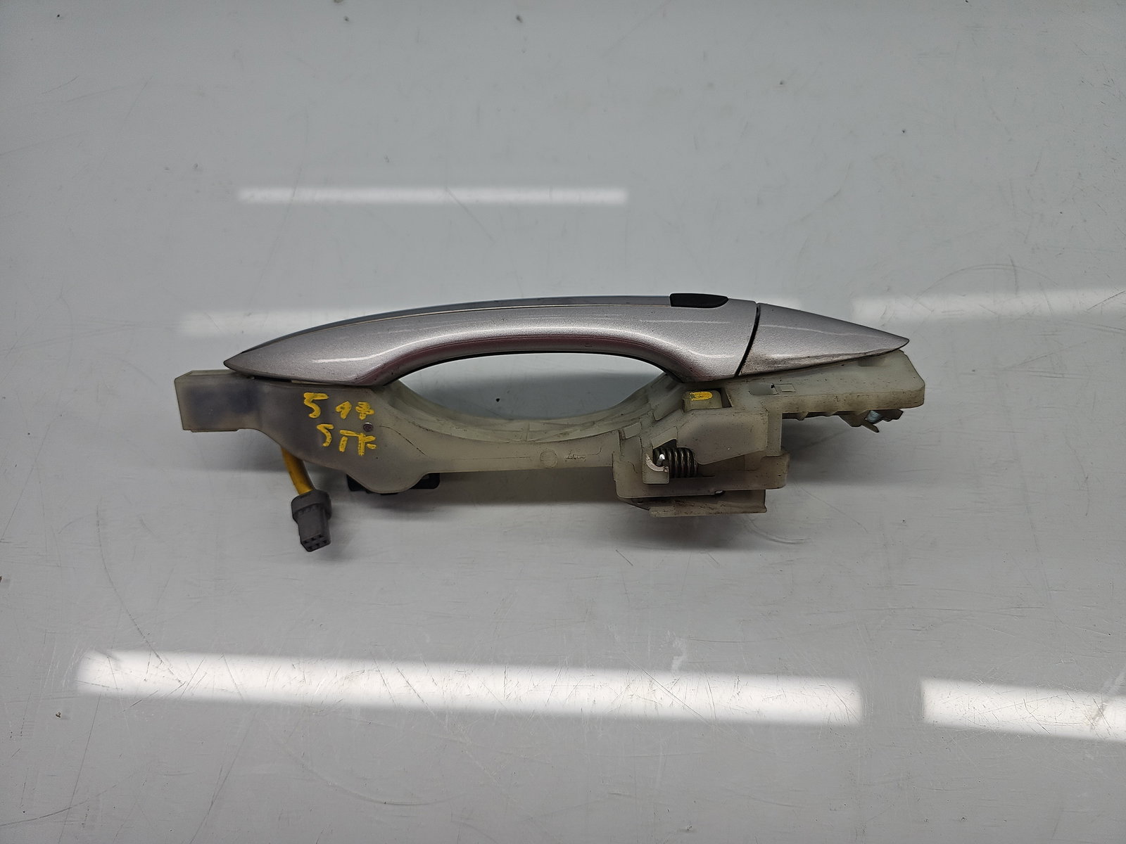 Maner usa stanga fata Hyundai i40 Wagon [Fabr 2012-2019] Sleek Silver - imagine 1