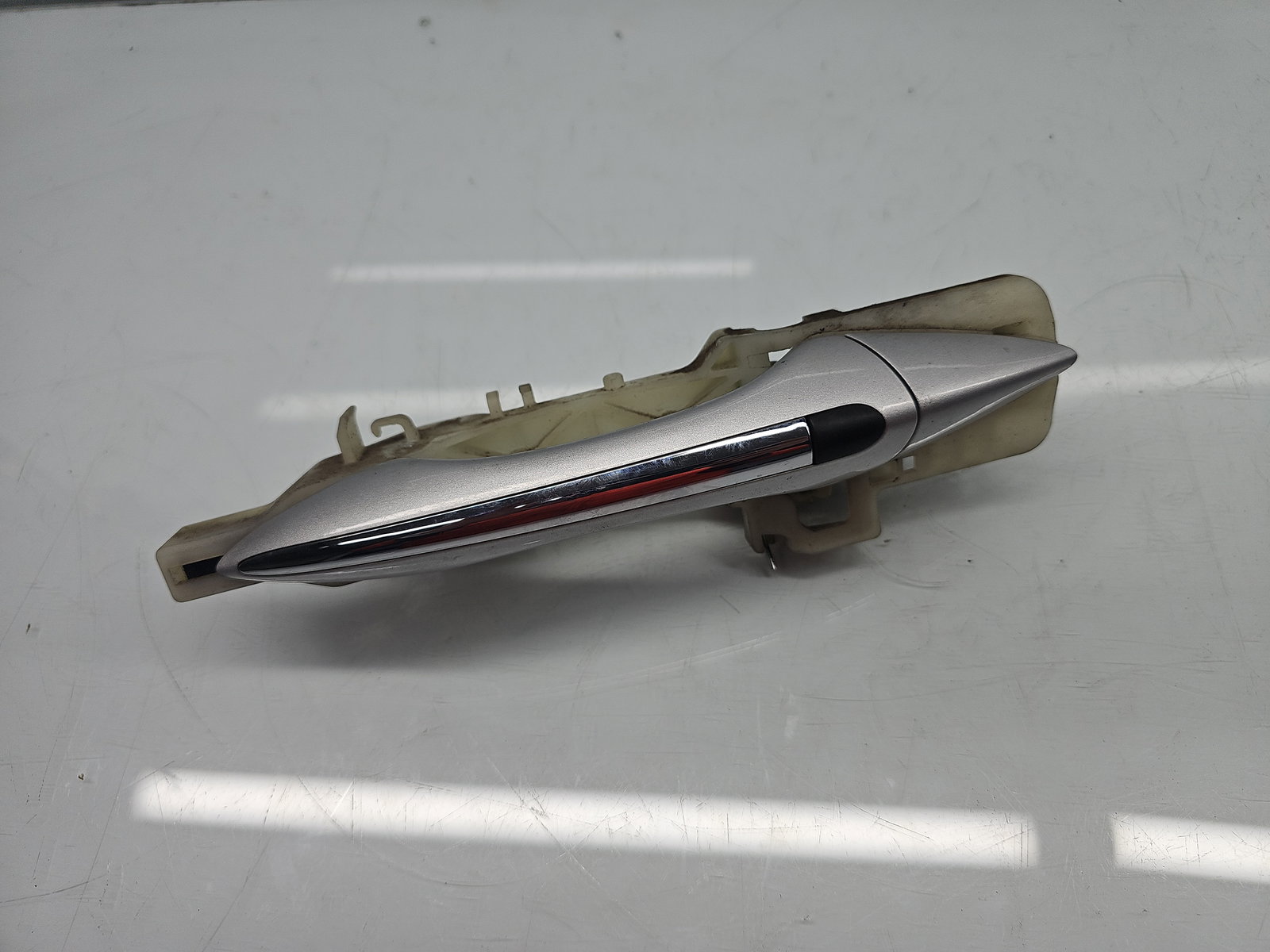 Maner usa stanga fata Hyundai i40 Wagon [Fabr 2012-2019] Sleek Silver - imagine 2