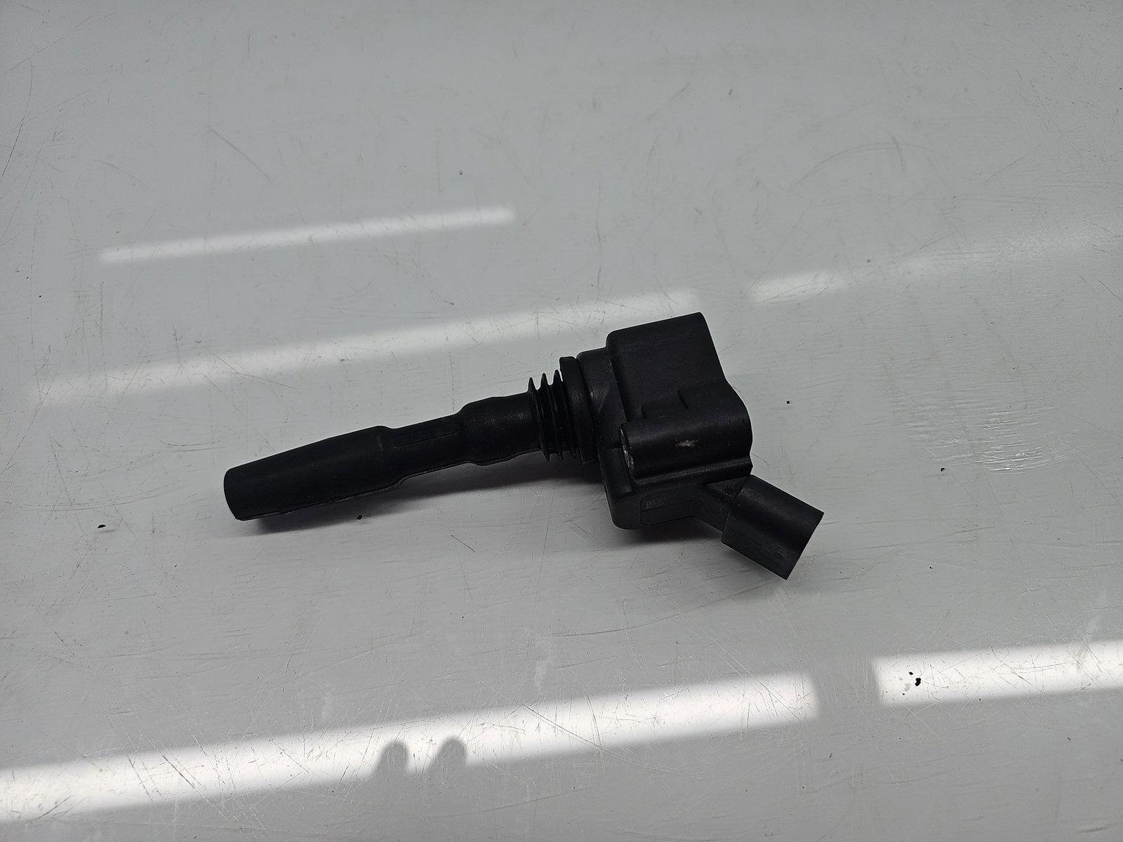 Bobina inductie AUDI A3 (8VS) [Fabr 2013-prezent] 04E905110E 1.4 TFSI CZEA 110KW / 150CP