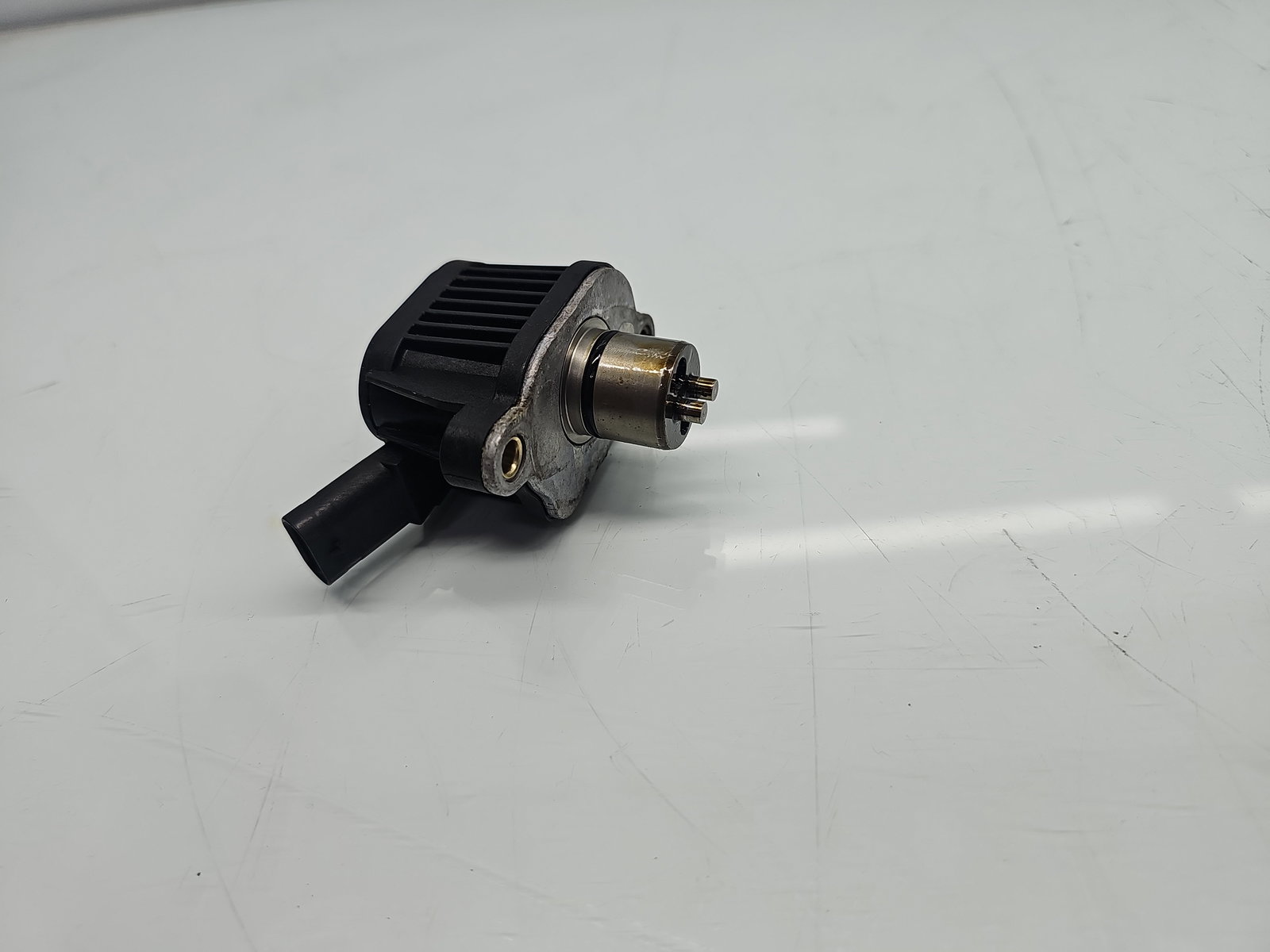 Senzor ax cu came AUDI A3 (8VS) [Fabr 2013-prezent] 04E906048A 1.4 TFSI CZEA 110KW / 150CP - imagine 2