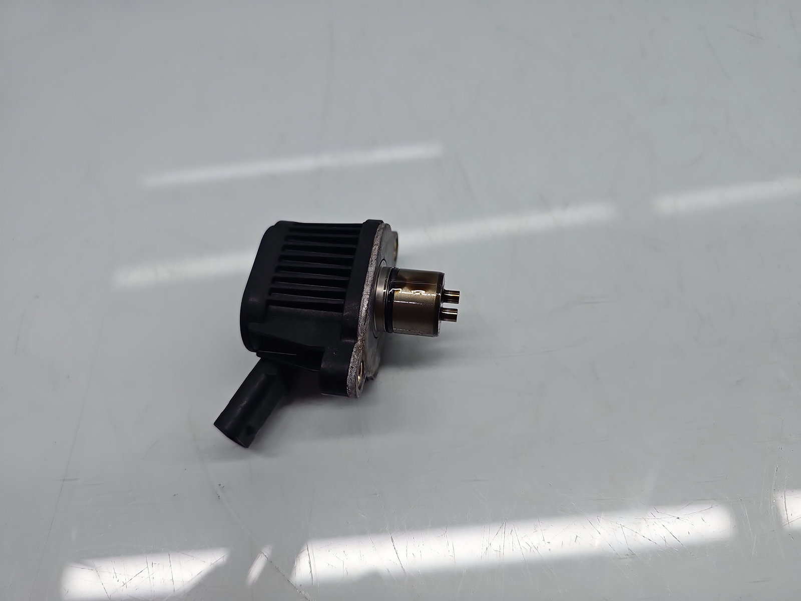 Senzor ax cu came AUDI A3 (8VS) [Fabr 2013-prezent] 04E906048A 1.4 TFSI CZEA 110KW / 150CP - imagine 2