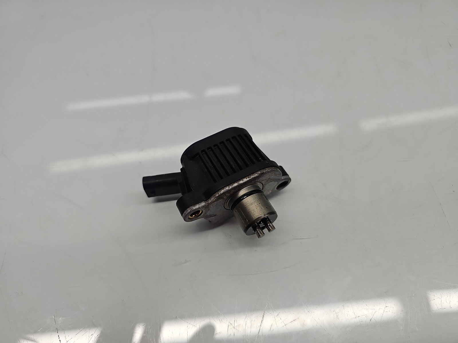 Senzor ax cu came AUDI A3 (8VS) [Fabr 2013-prezent] 04E906048A 1.4 TFSI CZEA 110KW / 150CP - imagine 1