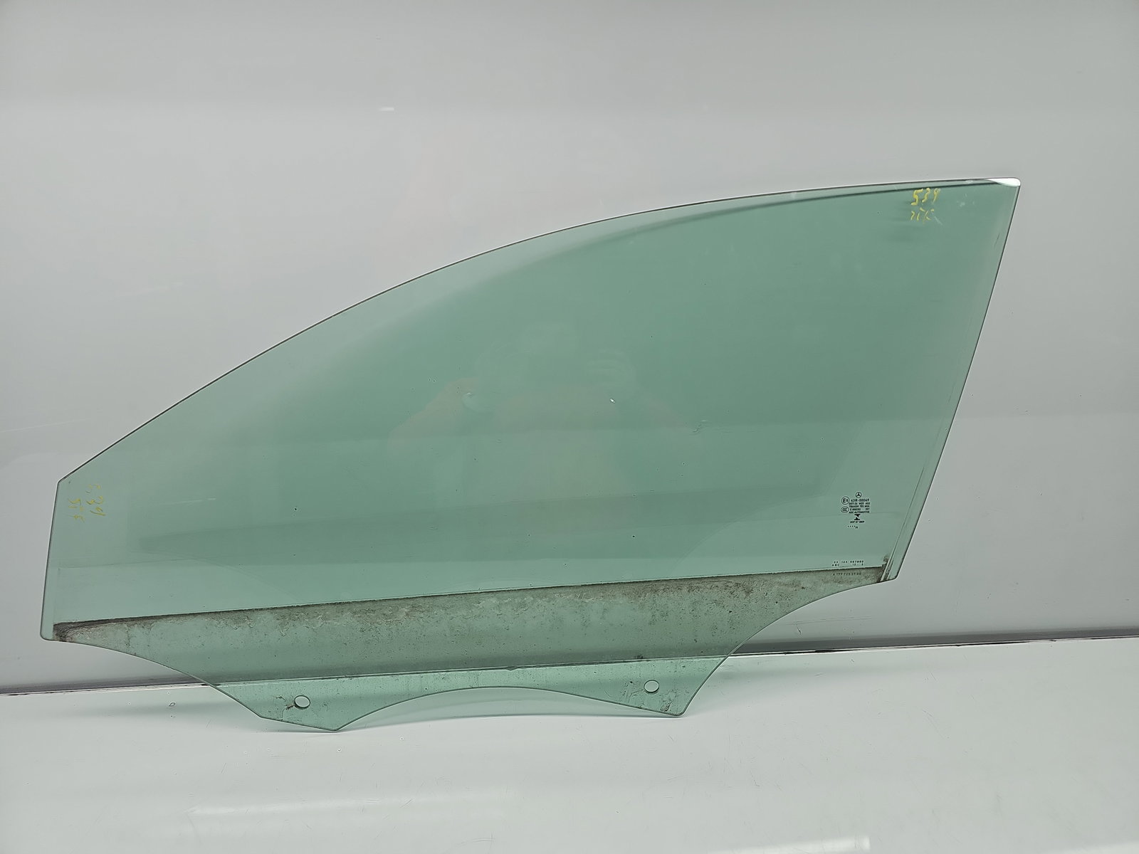 Geam usa stanga fata Mercedes Clasa A (W176) [Fabr 2012-2018] OEM - imagine 1