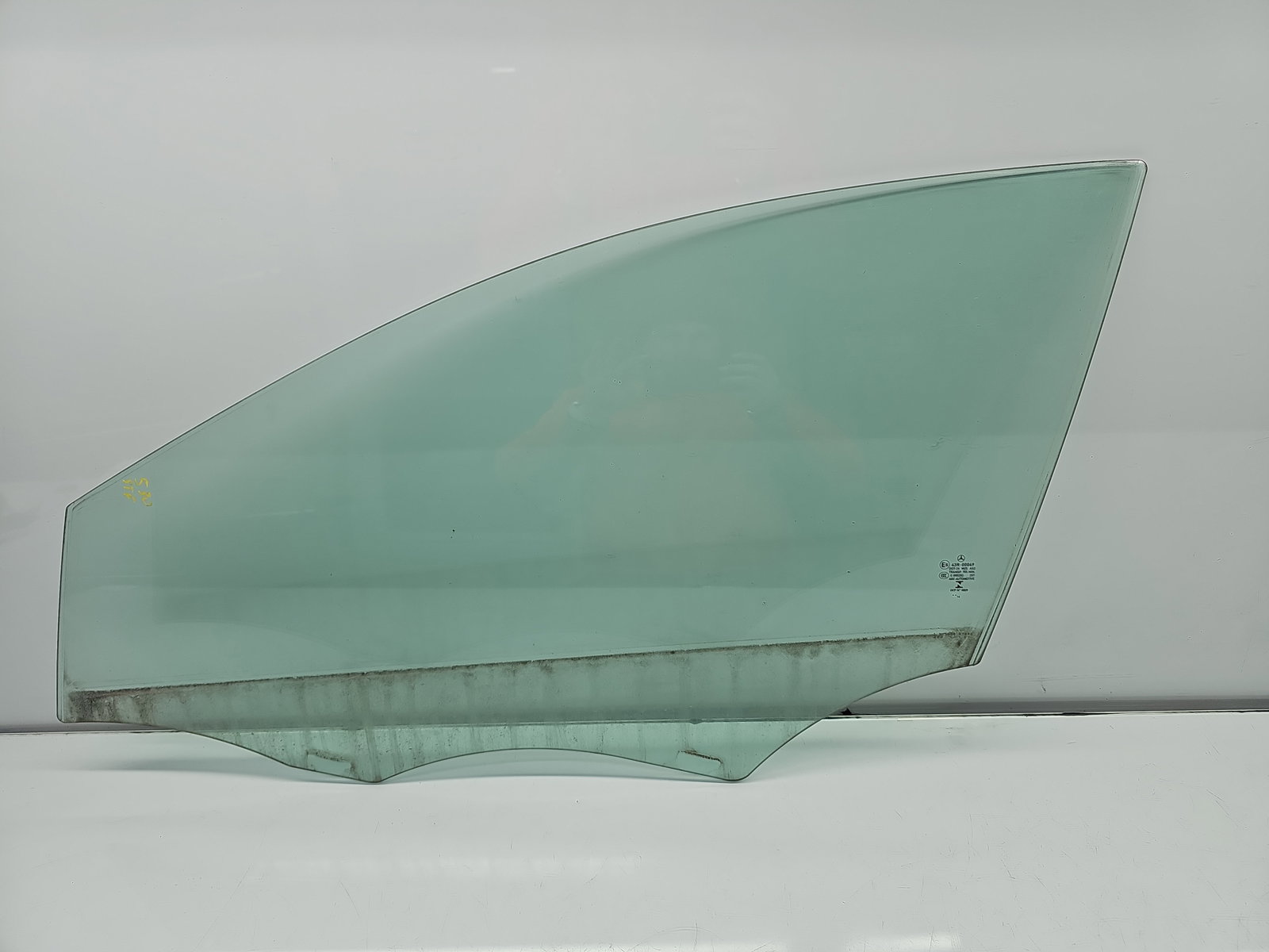 Geam usa stanga fata Mercedes Clasa A (W176) [Fabr 2012-2018] OEM - imagine 1