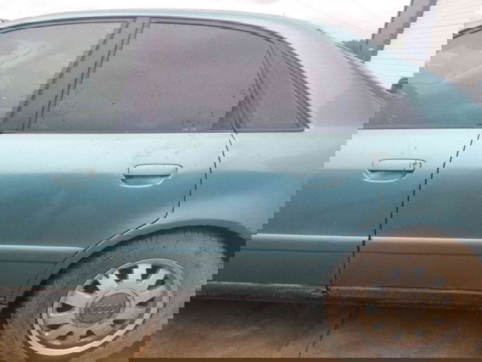 Usa stanga spate LX6V Audi A4 (8D2, B5) [Fabr 1994-2000] 1.9 AHH