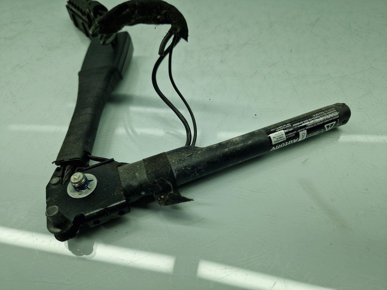 Capsa centura dreapta fata Opel Corsa D [Fabr 2006-2013] 616046800C - imagine 2