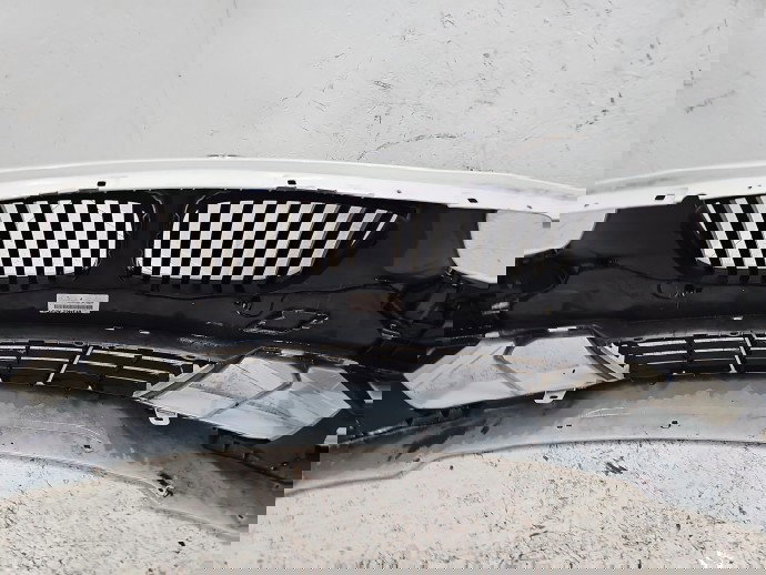 Bara fata Bmw 5 GT (F07) [Fabr 2011-2016] Hatchback 300 Alpinweiss III