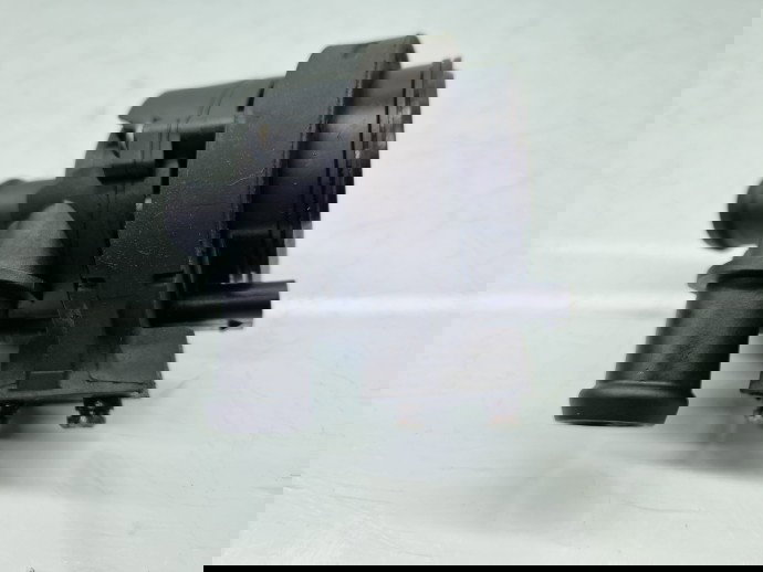 Pompa recirculare apa Volkswagen Golf 7 (5G) [Fabr 2014-prezent] 5G0965567 1.6 TDI CLHA 77KW / 105CP