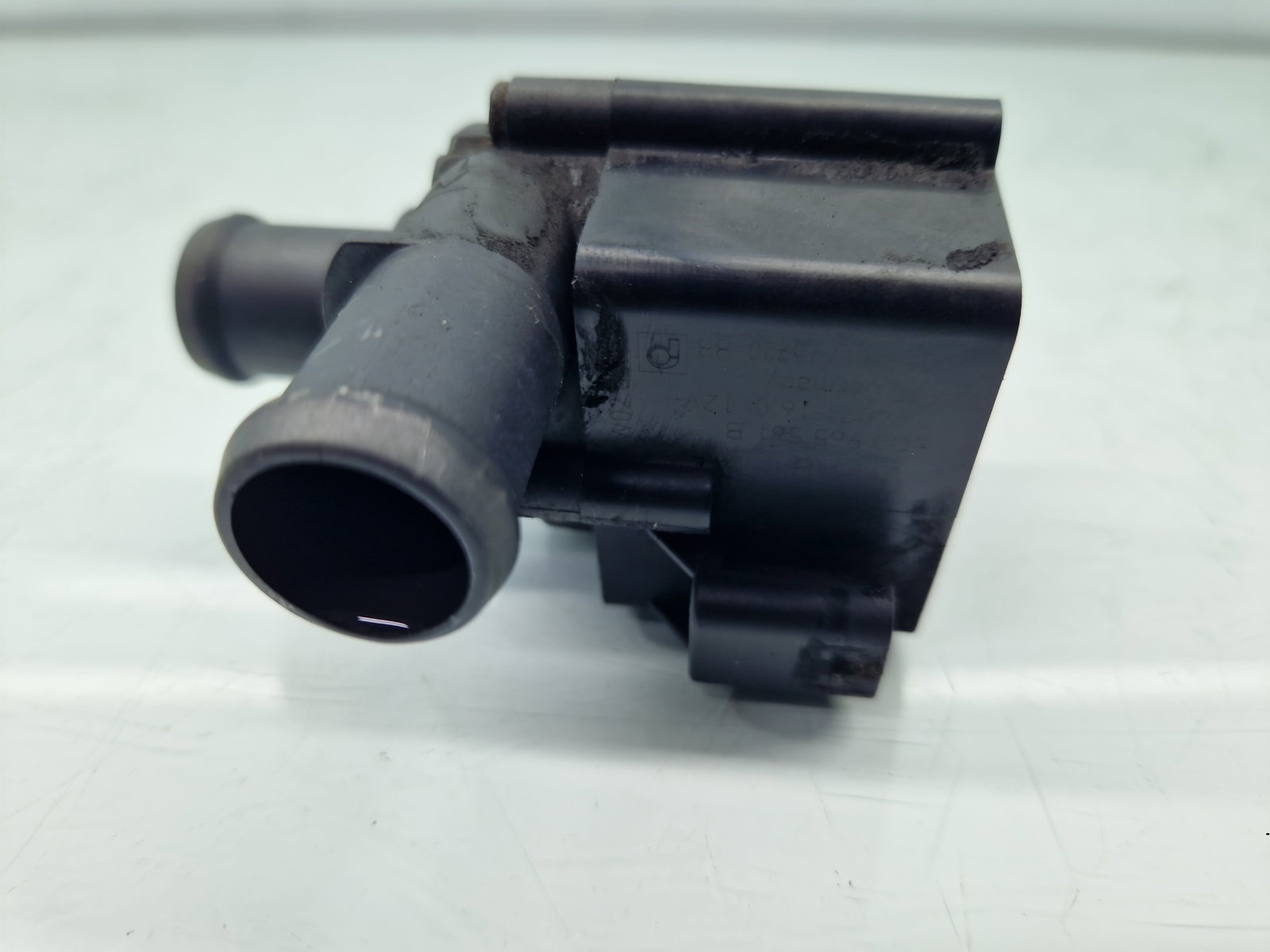 Pompa recirculare apa Volkswagen Golf 7 (5G) [Fabr 2014-prezent] 5Q0965561B 1.6 TDI CLHA 77KW / 105CP - imagine 2