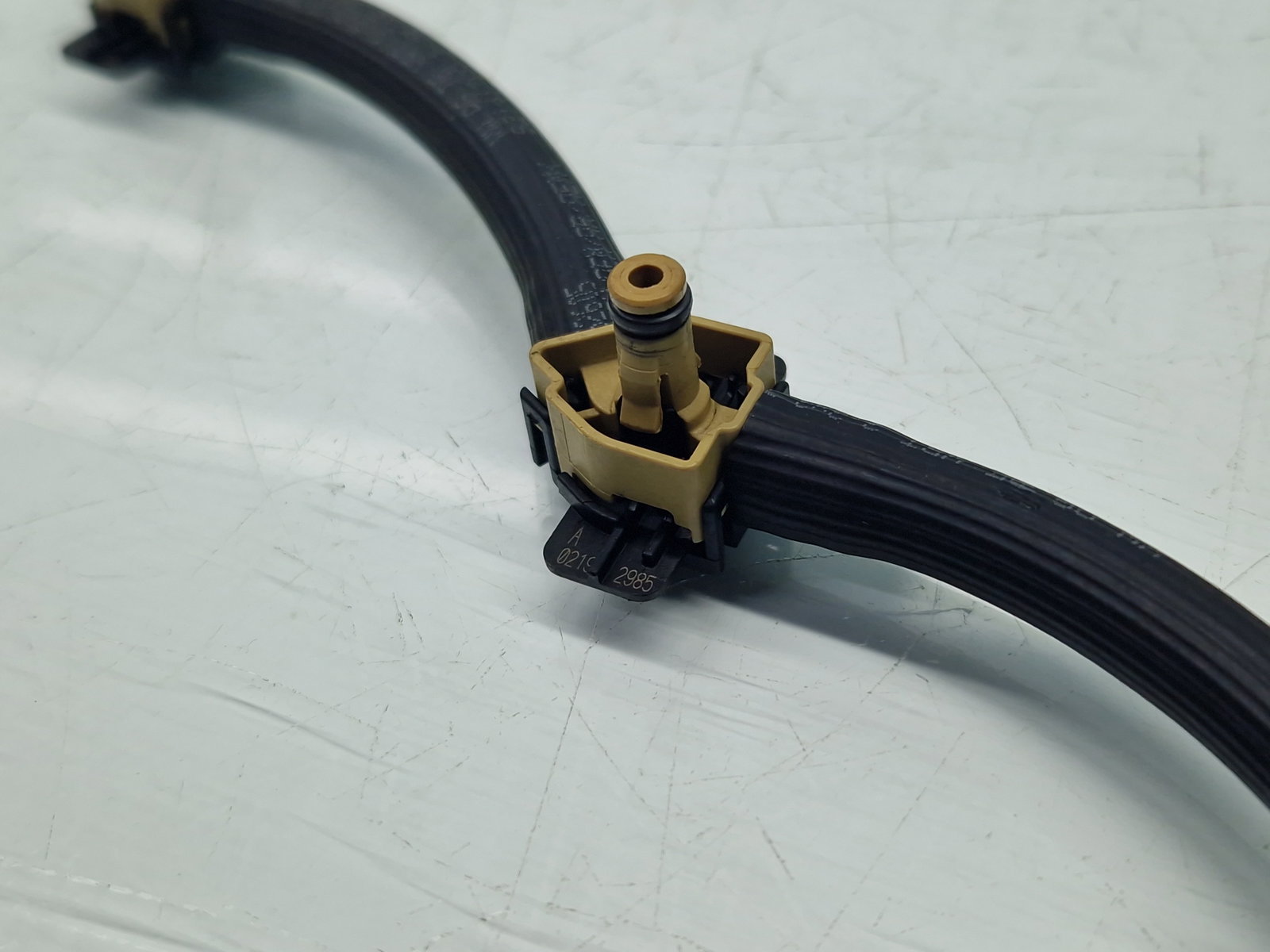 Conducta retur injectoare Volkswagen Golf 7 (5G) [Fabr 2014-prezent] OEM 1.6 TDI CLHA 77KW / 105CP - imagine 2