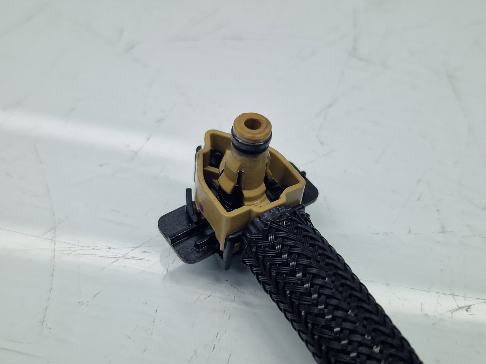 Conducta retur injectoare Volkswagen Golf 7 (5G) [Fabr 2014-prezent] OEM 1.6 TDI CLHA 77KW / 105CP - imagine 5