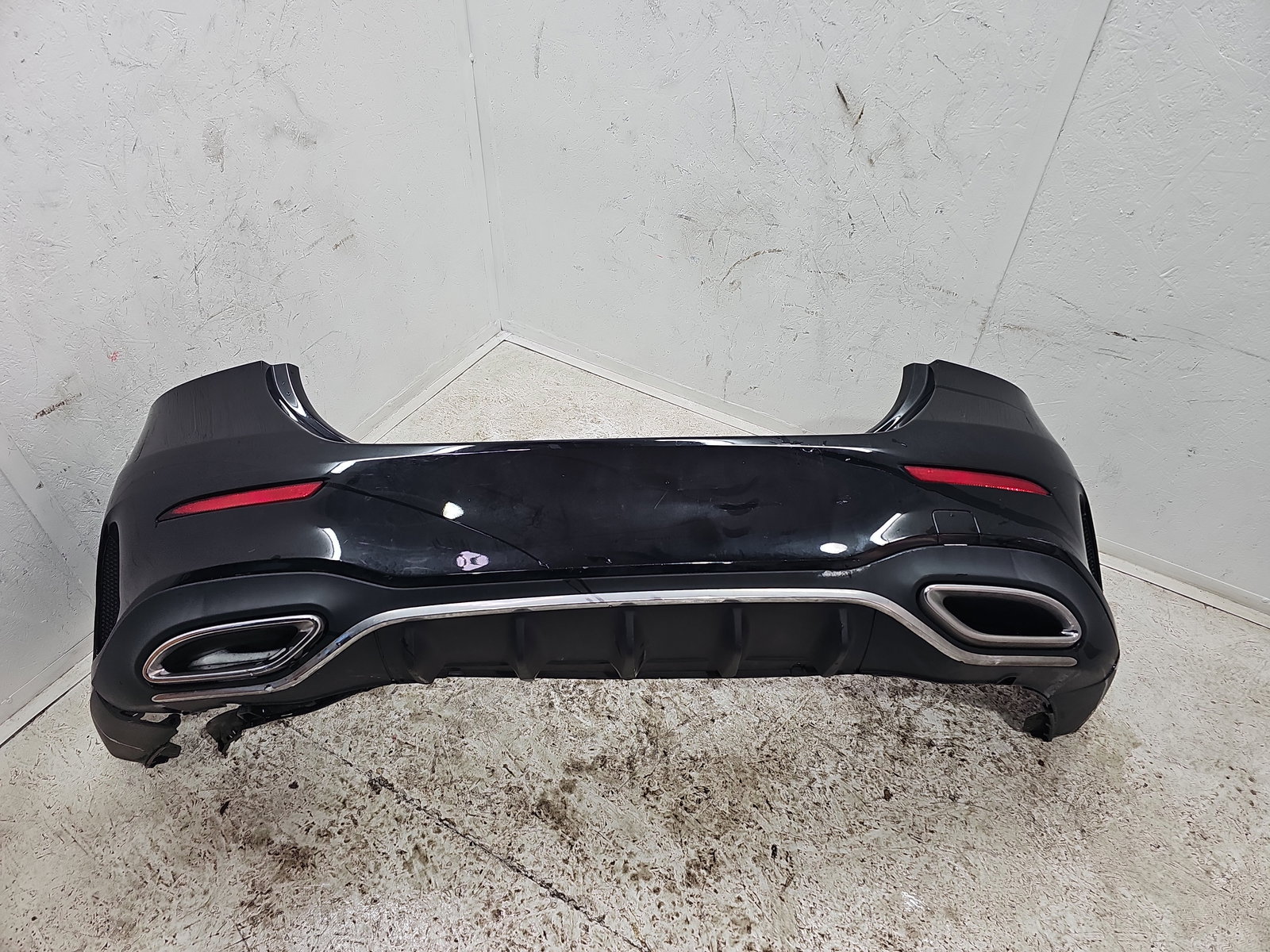 Bara spate Mercedes Clasa A (W177) [Fabr 2019-2024] Berlina AMG 191U Negru Cosmos - imagine 1