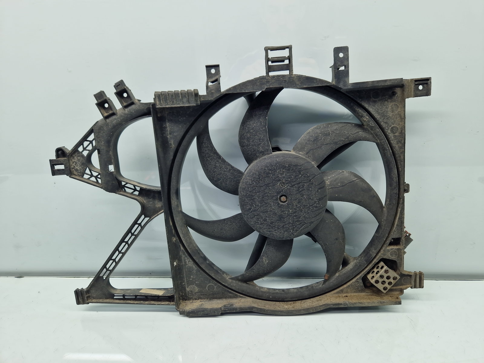 Electroventilator Opel Corsa C (F08, F68) [Fabr 2000-2005] 8038845 1.2 Benz Z12XE 55KW / 75CP - imagine 2