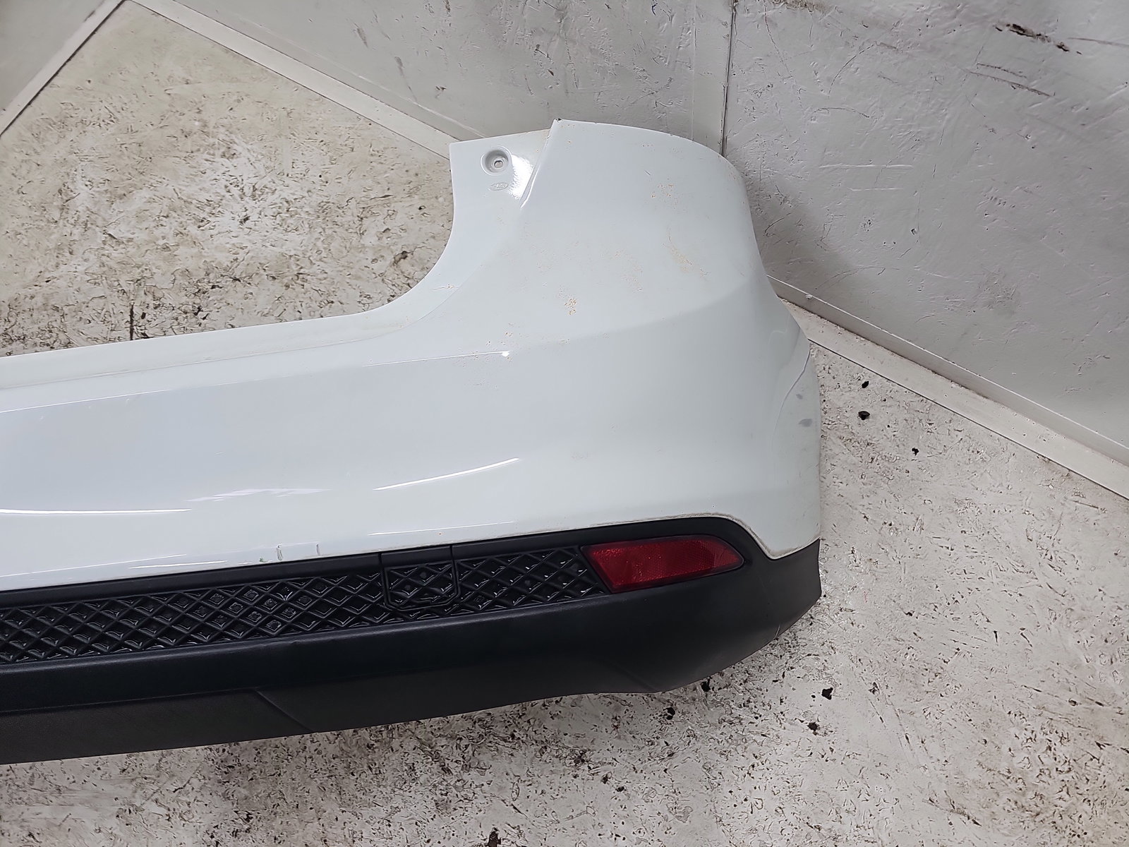 Bara spate Ford Focus 3 [Fabr 2010-2018] Frozen White - imagine 3