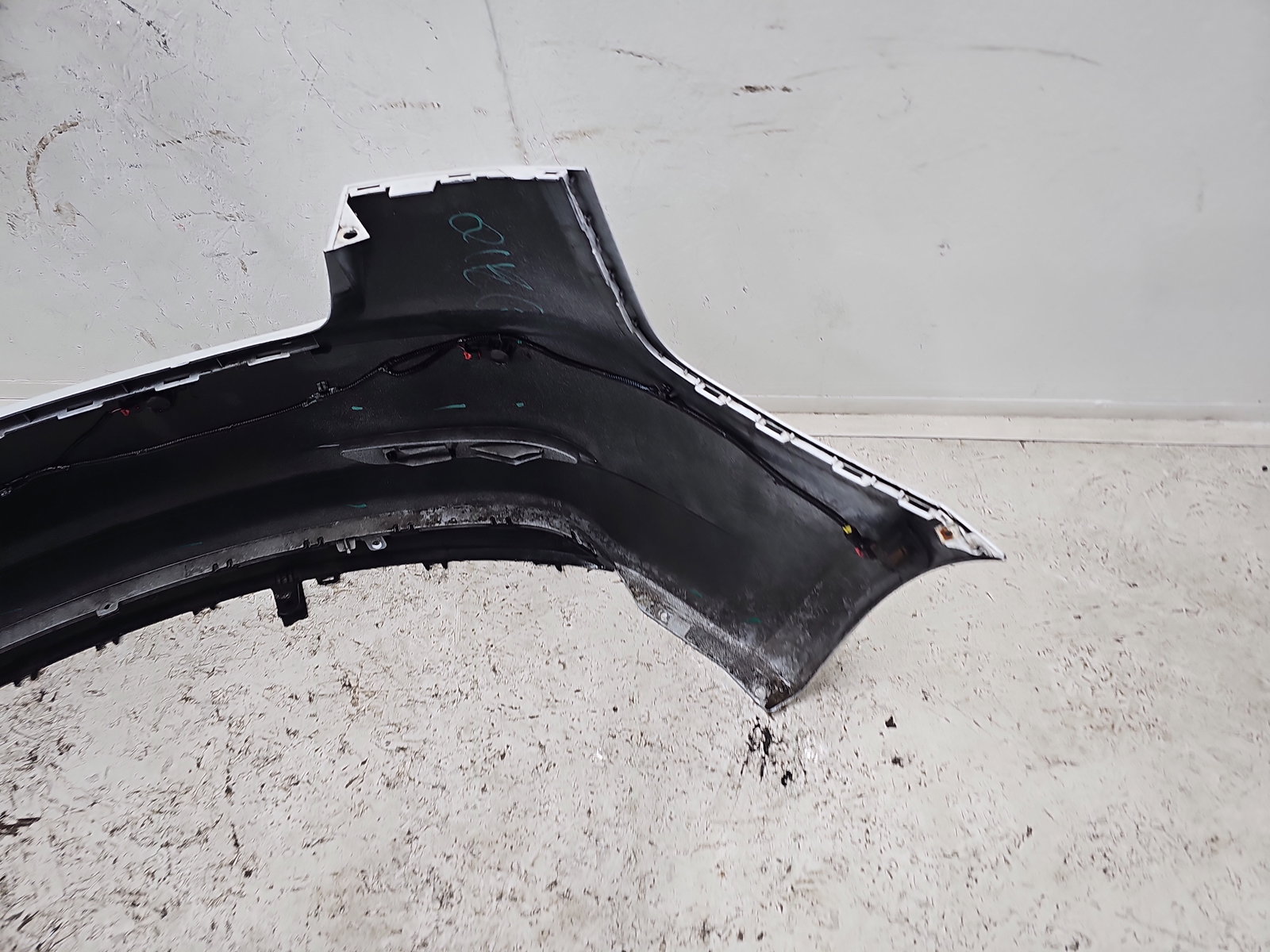 Bara spate TESLA Model 3 [Fabr 2020-2025] Pearl White - imagine 7