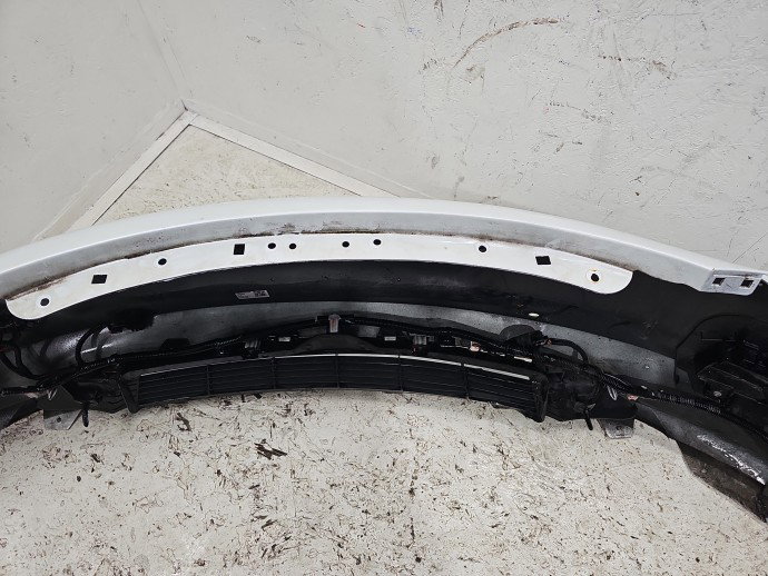 Bara fata TESLA Model 3 [Fabr 2020-2025] Pearl White