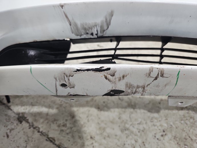 Bara fata TESLA Model 3 [Fabr 2020-2025] Pearl White