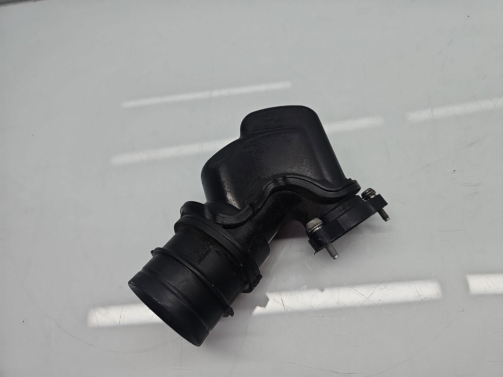 Rezonator aer Volkswagen Polo (6R) [Fabr 2009-2016] 04E129656 1.4 TFSI CZEA 110KW / 150CP - imagine 4