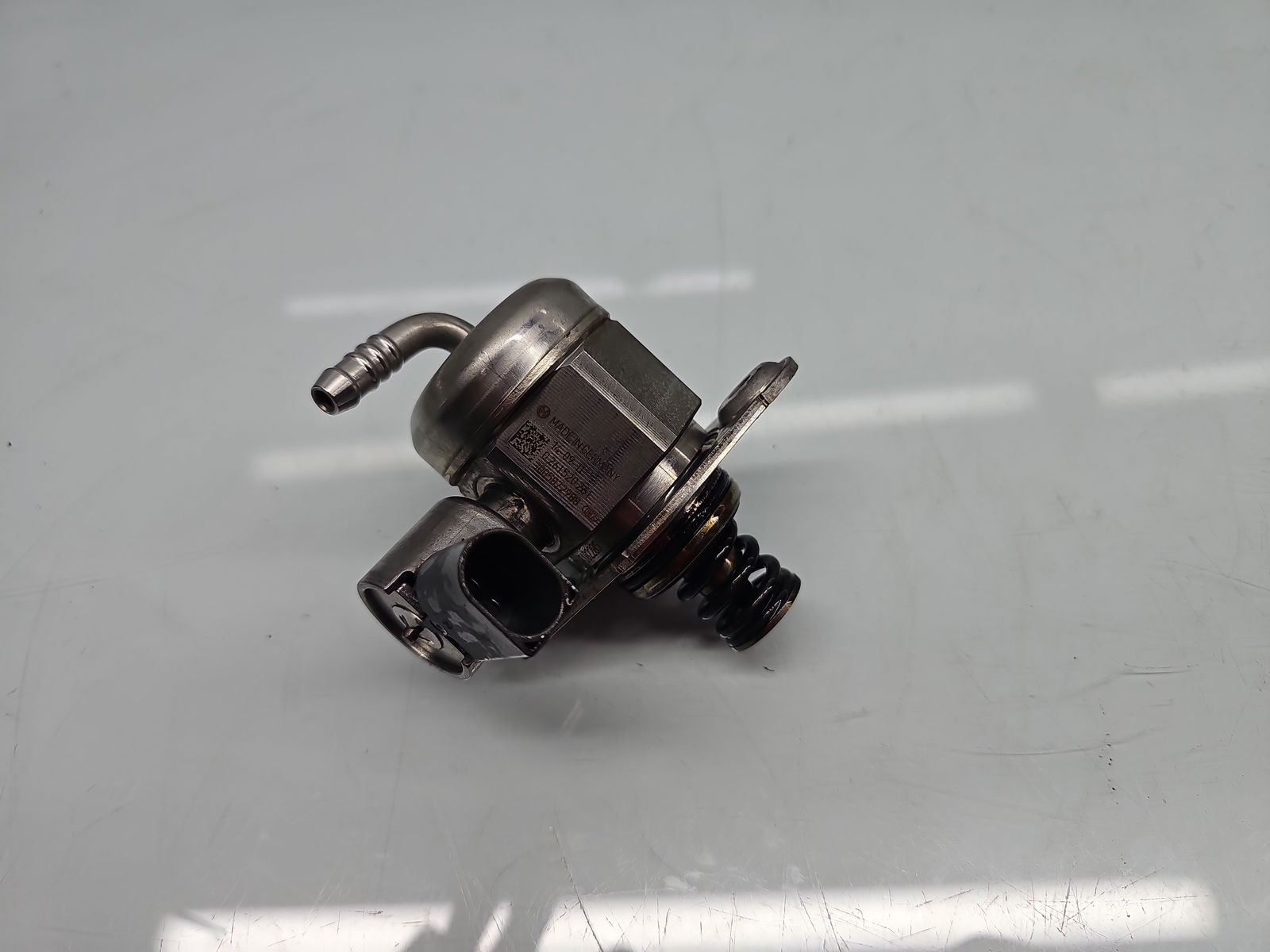 Pompa inalta presiune Volkswagen Golf 7 (5G) [Fabr 2014-prezent] 04E127025B 1.4 TFSI CZEA 110KW / 150CP - imagine 1