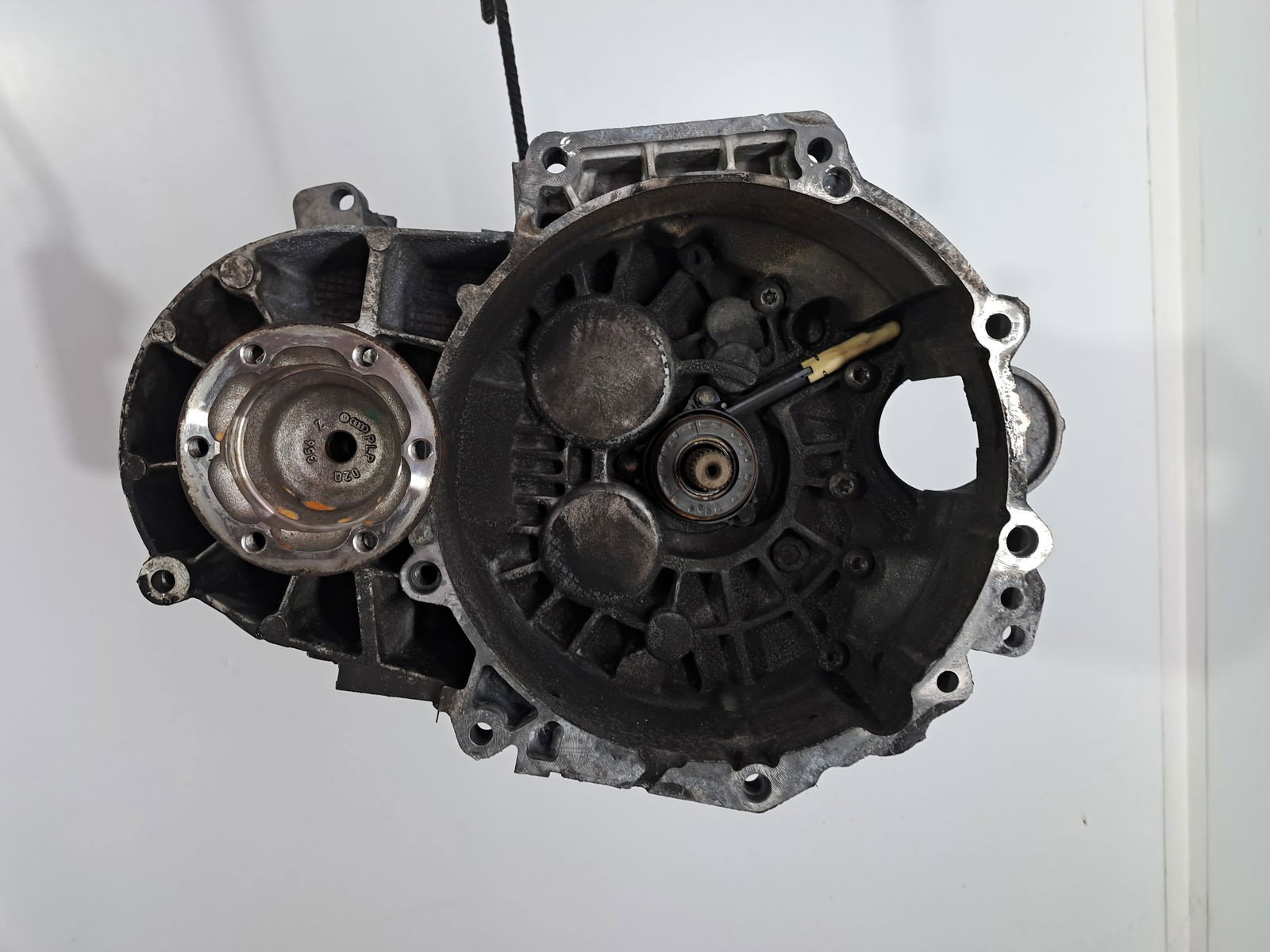 Cutie viteze manuala 6 trepte Volkswagen Passat B7 (362) [Fabr 2010-2014] 2.0 TDI CFFB NFU 103KW / 140CP - imagine 1