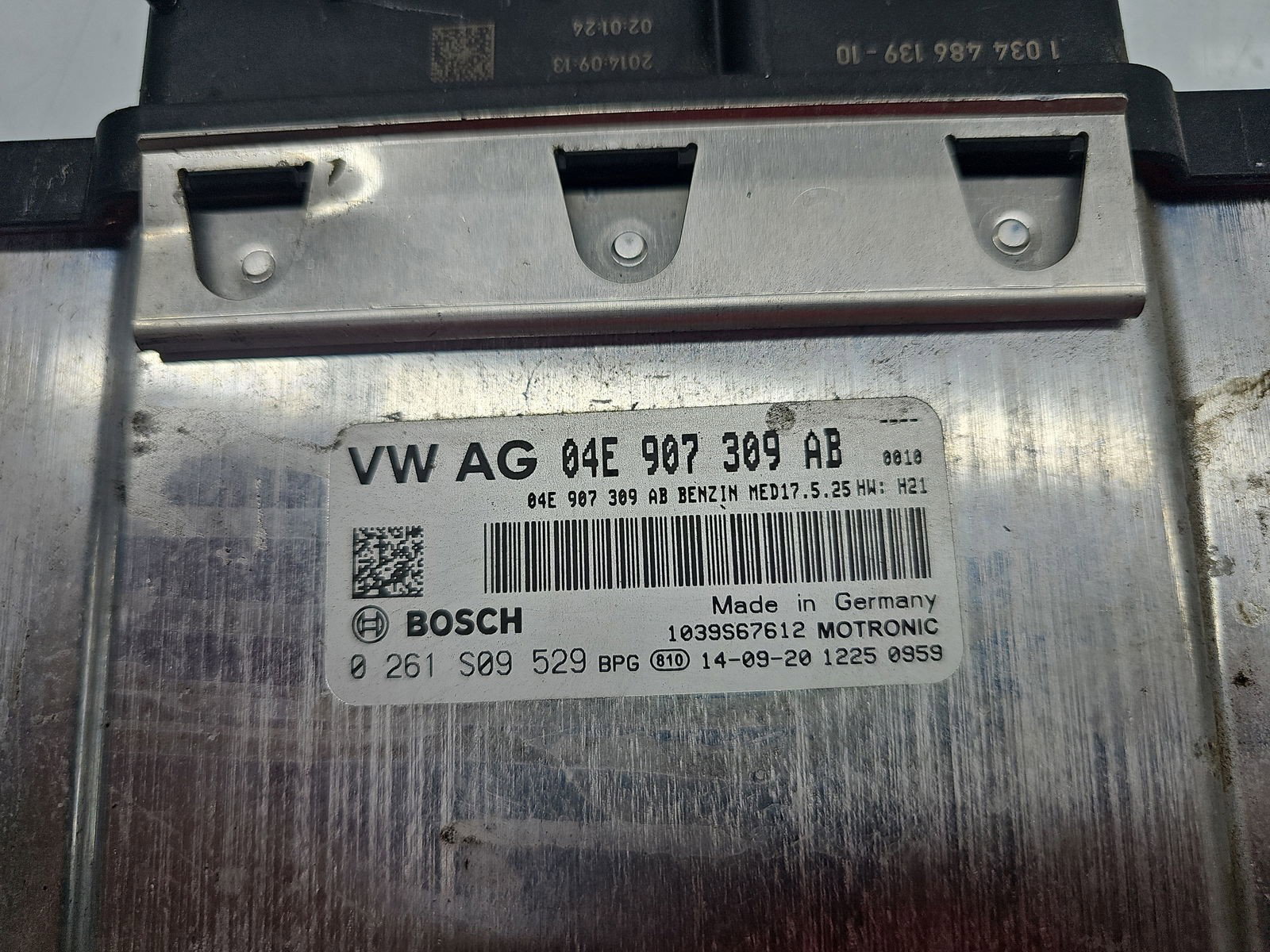 Calculator motor ECU Volkswagen Golf 7 (5G) [Fabr 2014-prezent] 04E907309AB 1.4 TFSI CZEA 110KW / 150CP - imagine 2