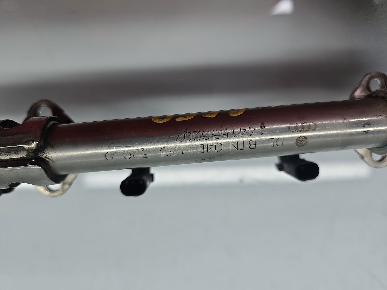 Rampa injectoare Skoda Fabia 3 (NJ3) [Fabr 2014-prezent] 04E133320D 1.4 TFSI CZEA 110KW / 150CP - imagine 2