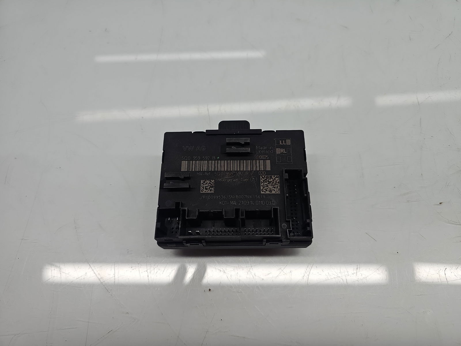 Modul confort Volkswagen Golf 7 (5G) [Fabr 2014-prezent] 5Q0959592B - imagine 1