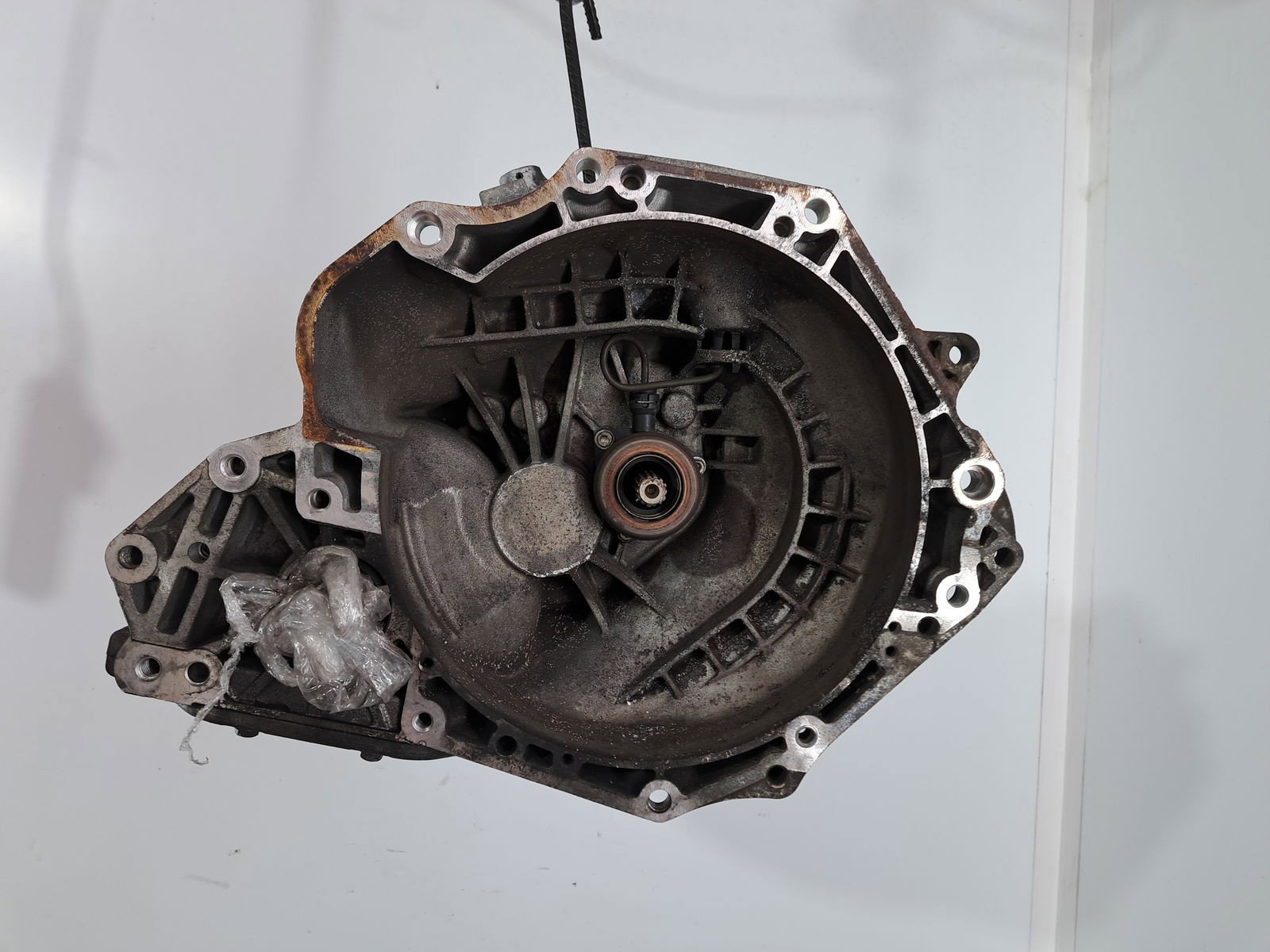 Cutie viteze manuala 5 trepte Opel Corsa E [Fabr 2014-prezent] 1.2 Benz D12XEL 24580479 649354685 51KW / 69CP - imagine 1