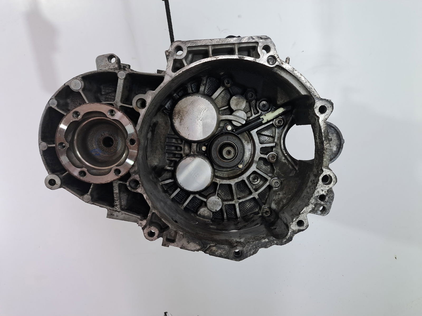 Cutie viteze manuala 6 trepte Volkswagen Passat B7 (362) [Fabr 2010-2014] 2.0 TDI CFFB NFU 103KW / 140CP - imagine 1