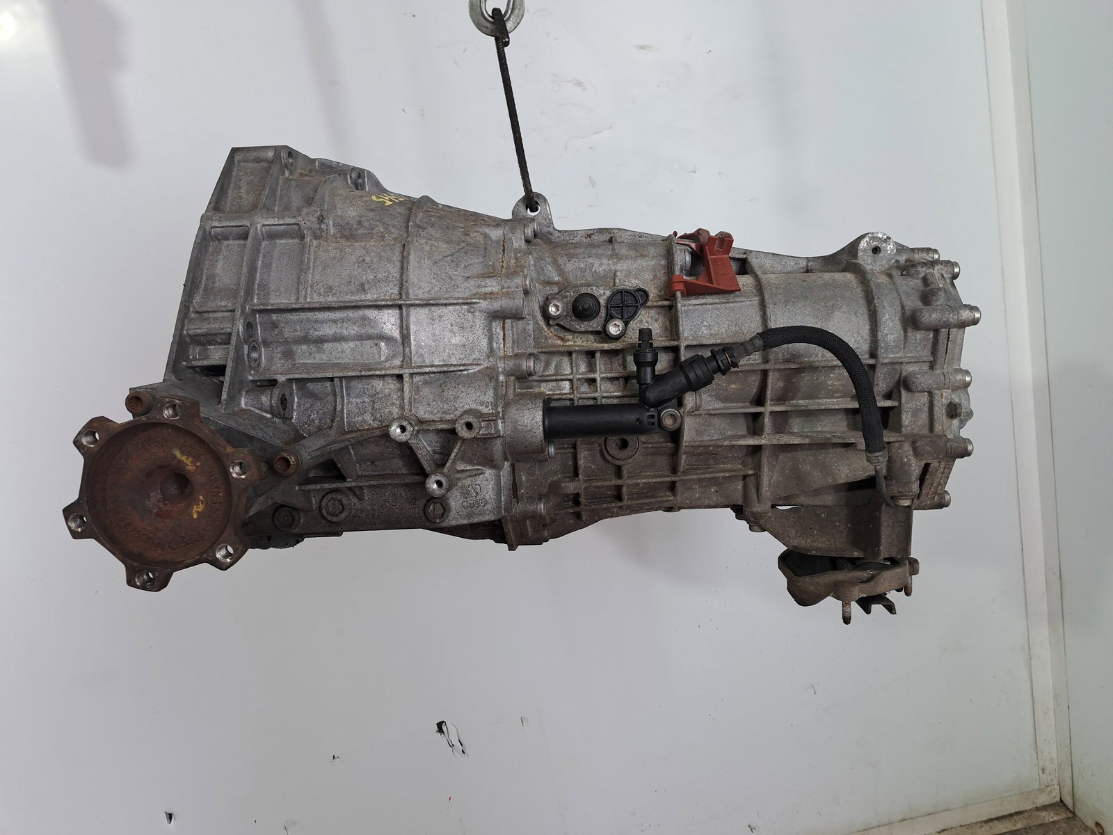 Cutie viteze manuala 6 trepte AUDI A5 (8T3) [Fabr 2007-2015] 2.0 TDI CGLC MVS 130KW / 177CP - imagine 1