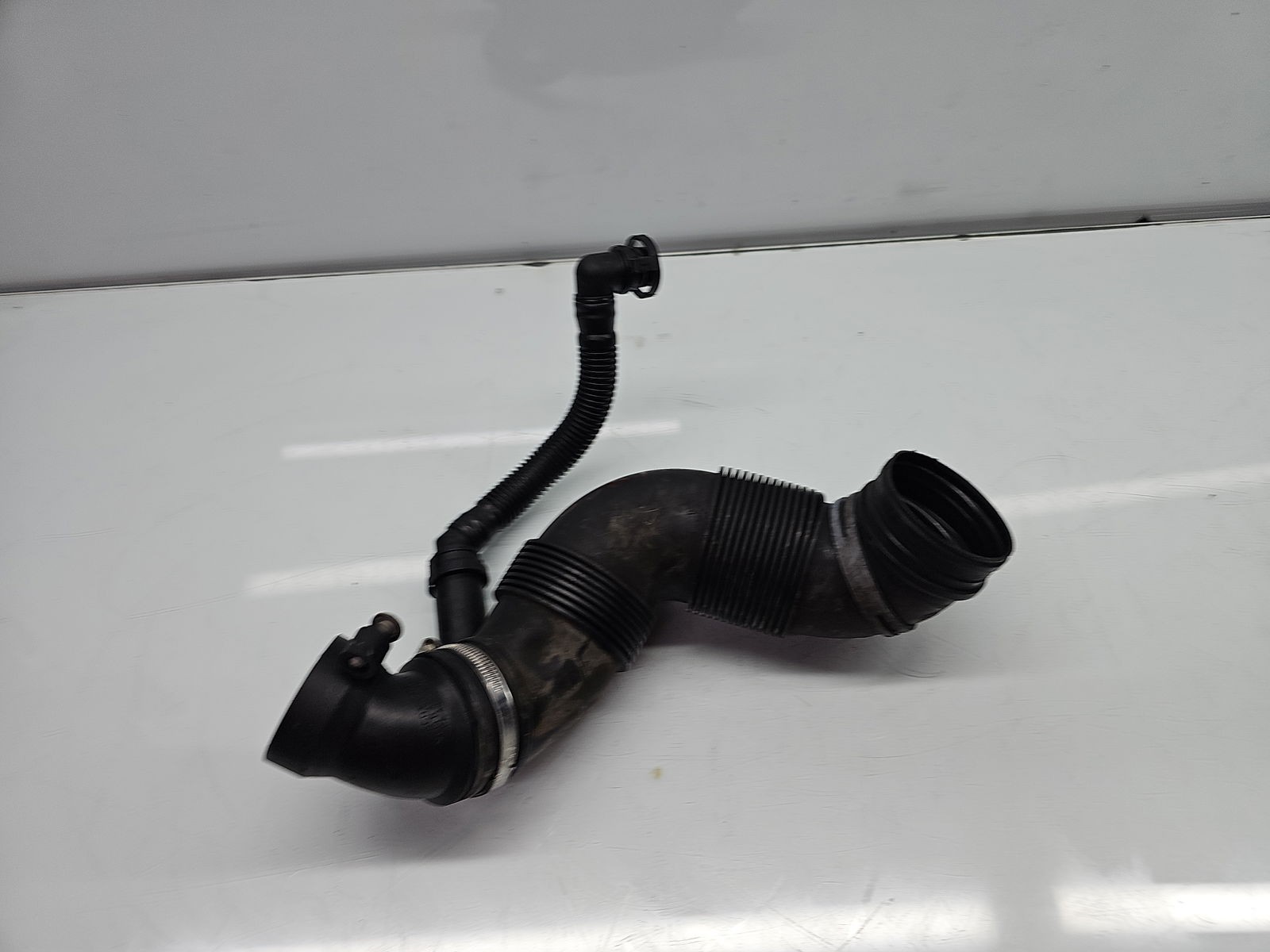 Tub admisie aer Volkswagen Passat B7 (362) [Fabr 2010-2014] 3C0129654M 1.6 TDI CAYC 77KW / 105CP - imagine 3