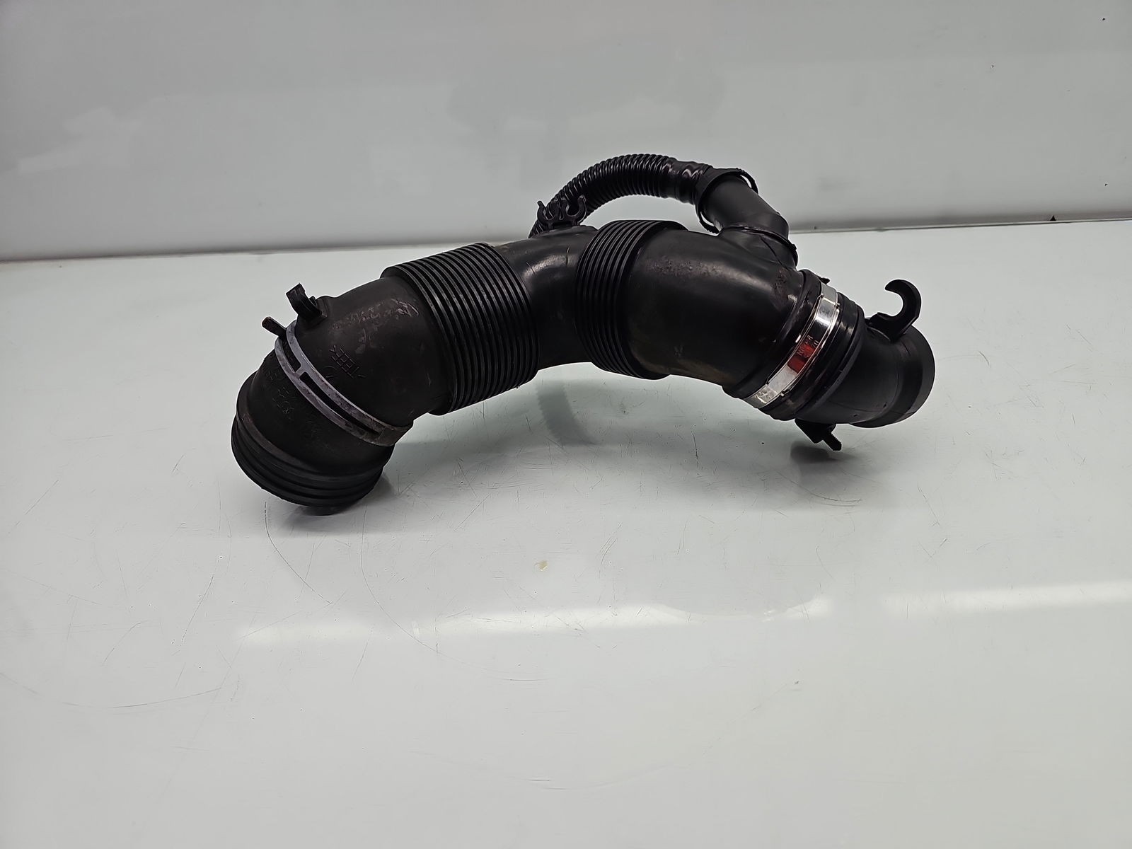 Tub admisie aer Volkswagen Passat B7 (362) [Fabr 2010-2014] 3C0129654M 1.6 TDI CAYC 77KW / 105CP - imagine 4