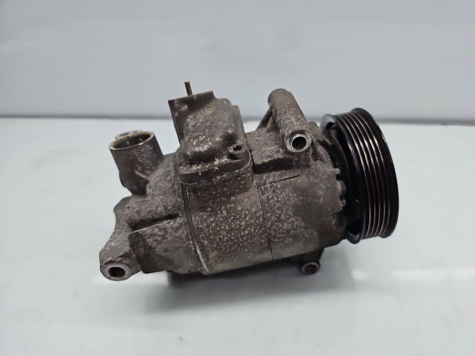 Compresor clima Volkswagen Passat B7 (362) [Fabr 2010-2014] 5N0820803A 1.6 TDI CAYC 77KW / 105CP