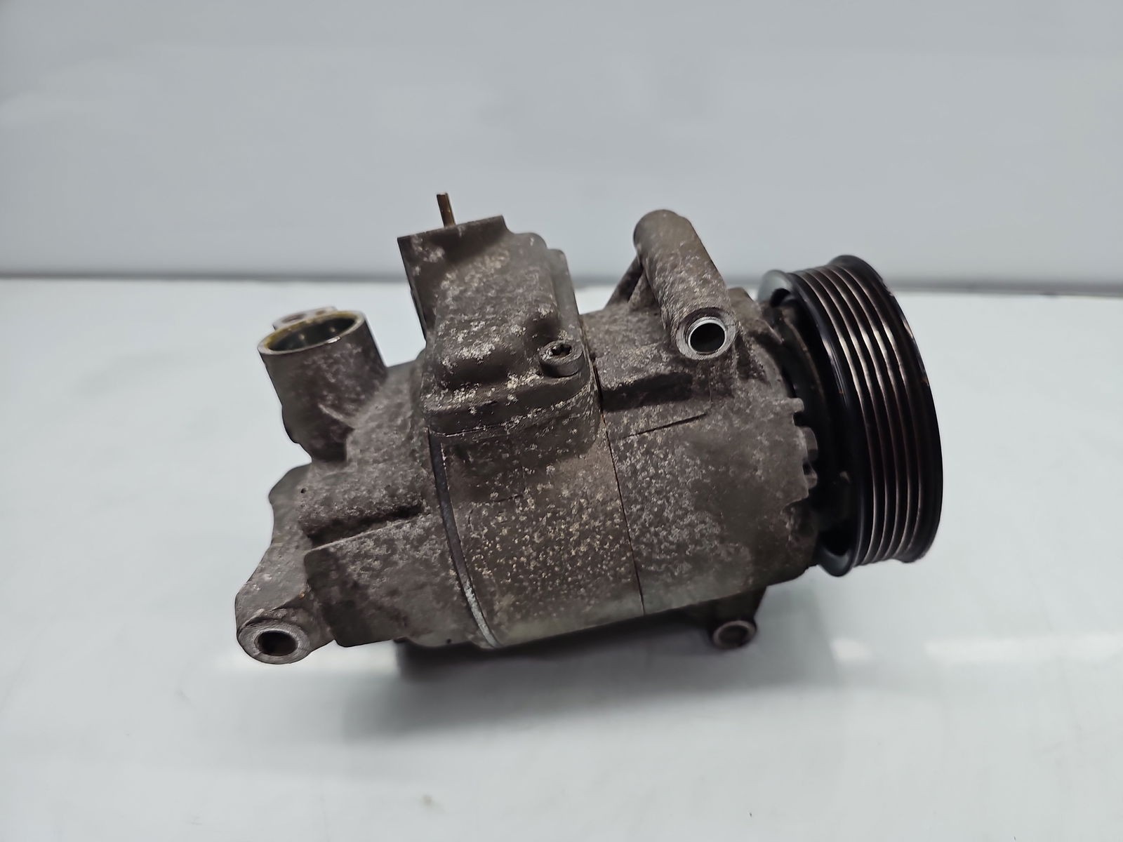 Compresor clima Volkswagen Tiguan (5N) [Fabr 2007-2016] 5N0820803A 1.6 TDI CAYC 77KW / 105CP - imagine 3