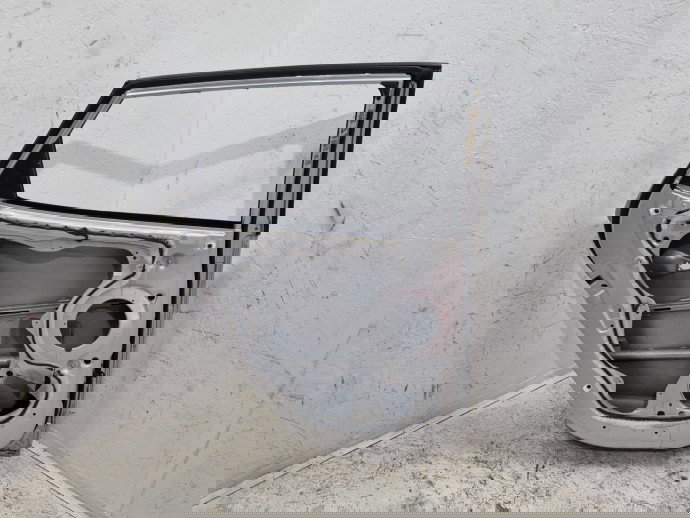 Usa stanga spate Hyundai ix35 (LM) [Fabr 2010-2017] Sleek Silver