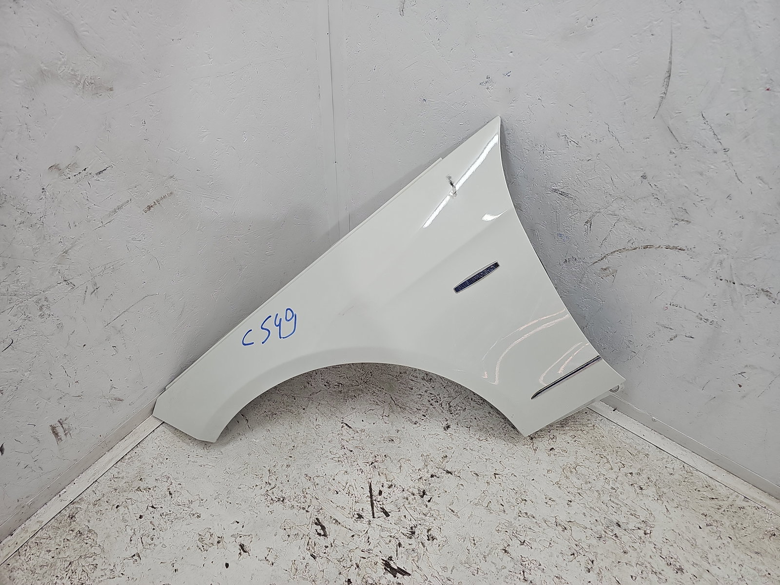 Aripa stanga fata Mercedes Clasa E (W212) [Fabr 2009-2016] Break AMG 650U Alb Calcite - imagine 1