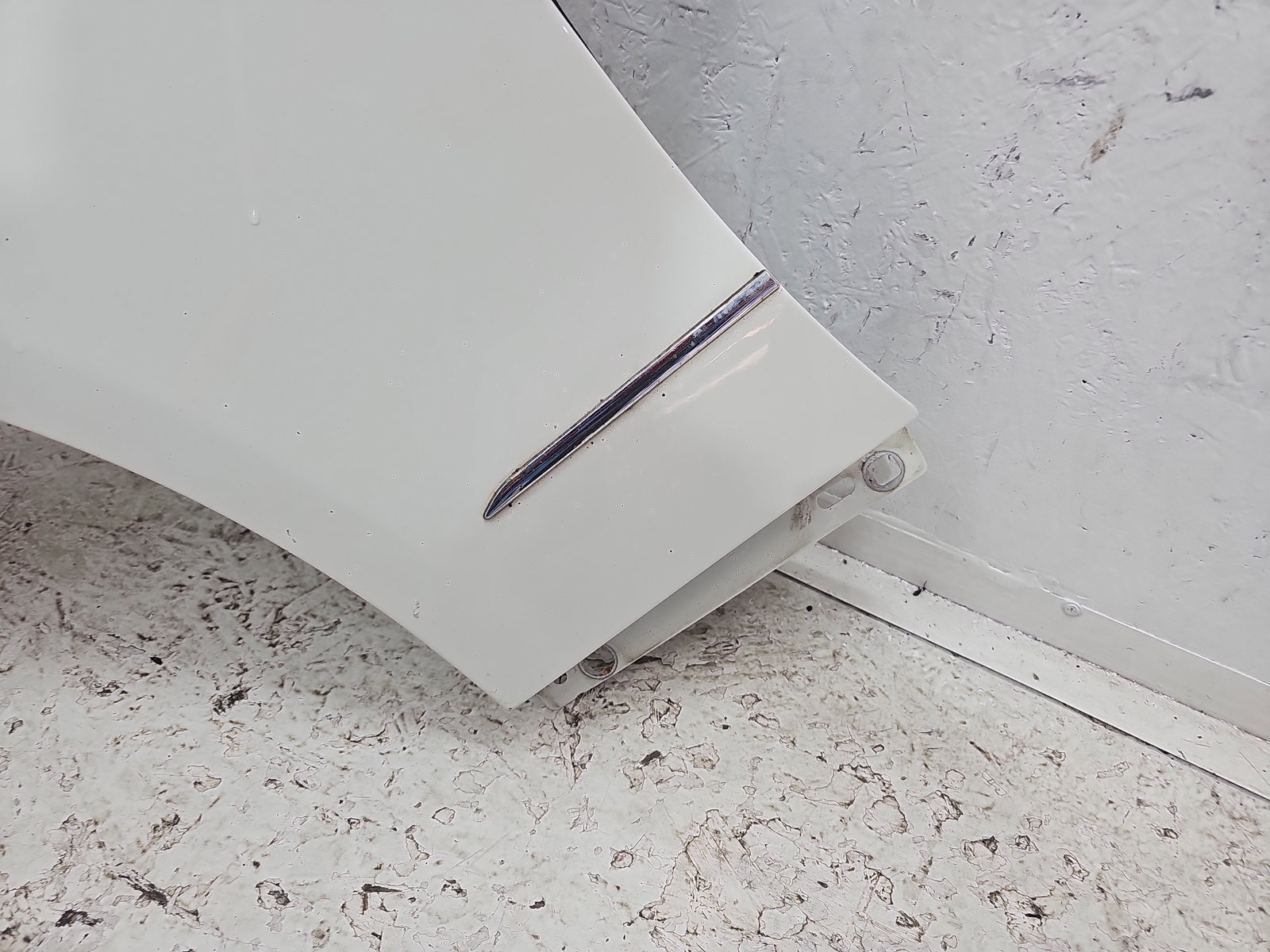 Aripa stanga fata Mercedes Clasa E (W212) [Fabr 2009-2016] Break AMG 650U Alb Calcite - imagine 2