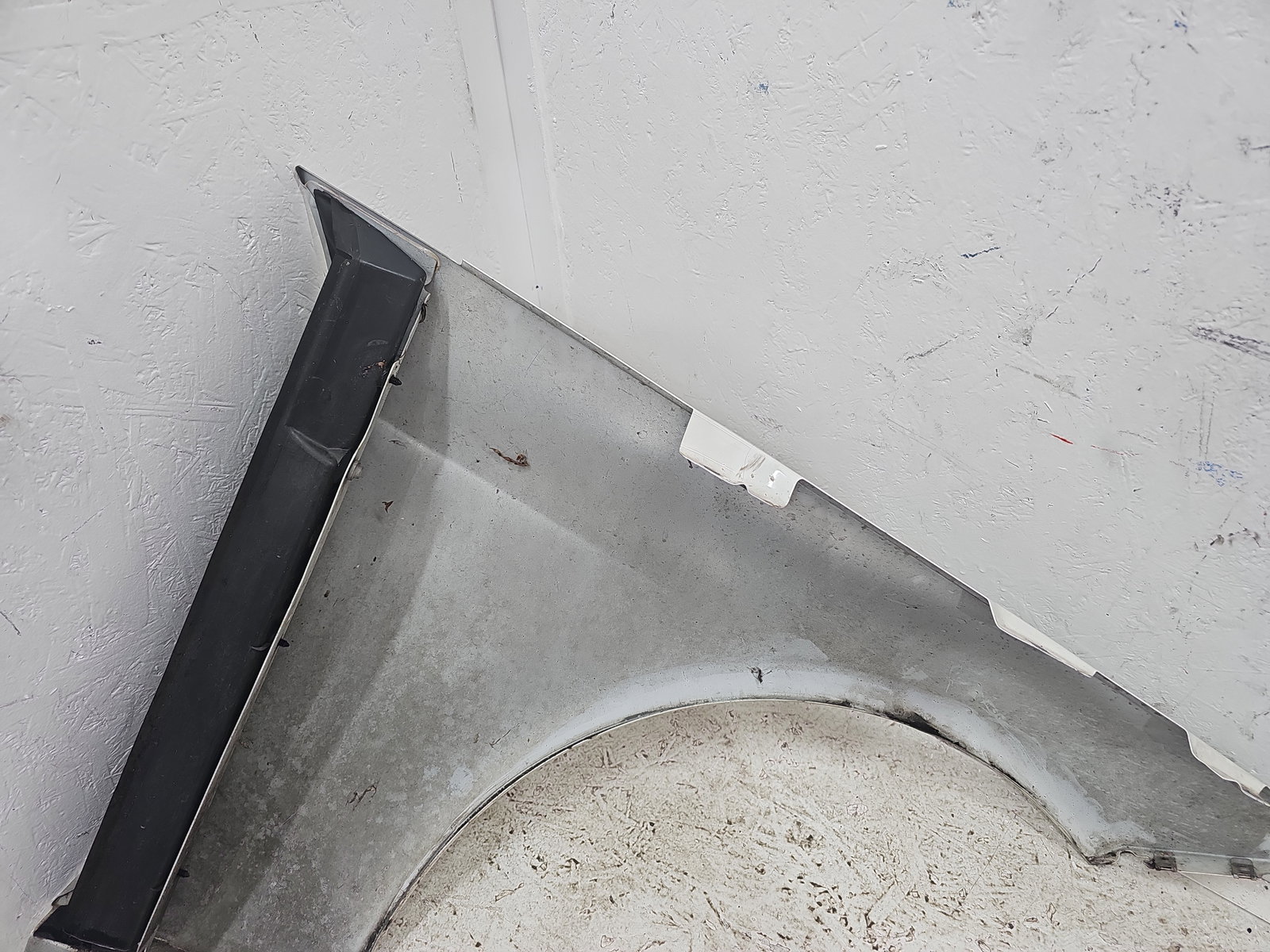 Aripa stanga fata Mercedes Clasa E (W212) [Fabr 2009-2016] Break AMG 650U Alb Calcite - imagine 9