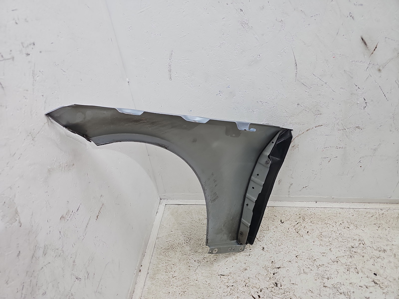 Aripa dreapta fata Mercedes Clasa C (W204) [Fabr 2007-2014] Berlina Facelift, AMG 988U Argintiu Diamat - imagine 6