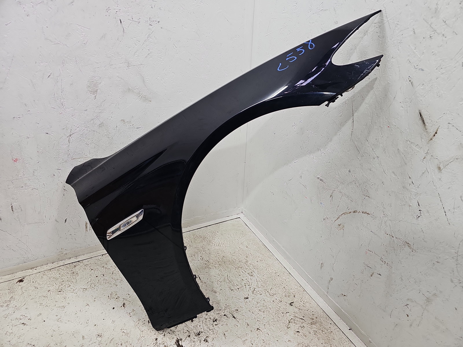 Aripa dreapta fata Bmw 5 (F10) [Fabr 2011-2016] Berlina Pachet M 416 Carbonschwarz Mc - imagine 4