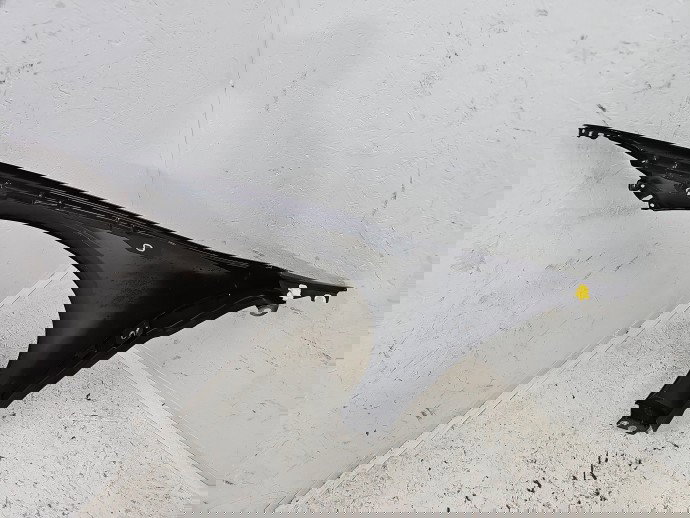 Aripa dreapta fata Mercedes Clasa A (W177) [Fabr 2019-2024] Berlina AMG 191U Negru Cosmos