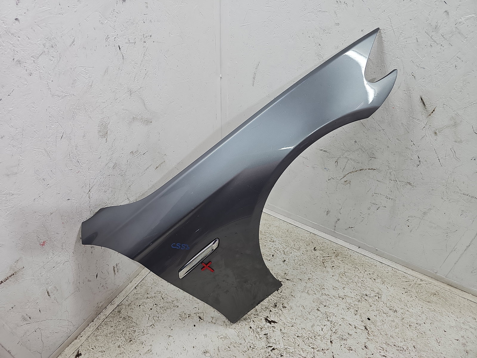 Aripa dreapta fata Bmw 5 (F10) [Fabr 2011-2016] Berlina Facelift A52 Spacegrau Metalc - imagine 1