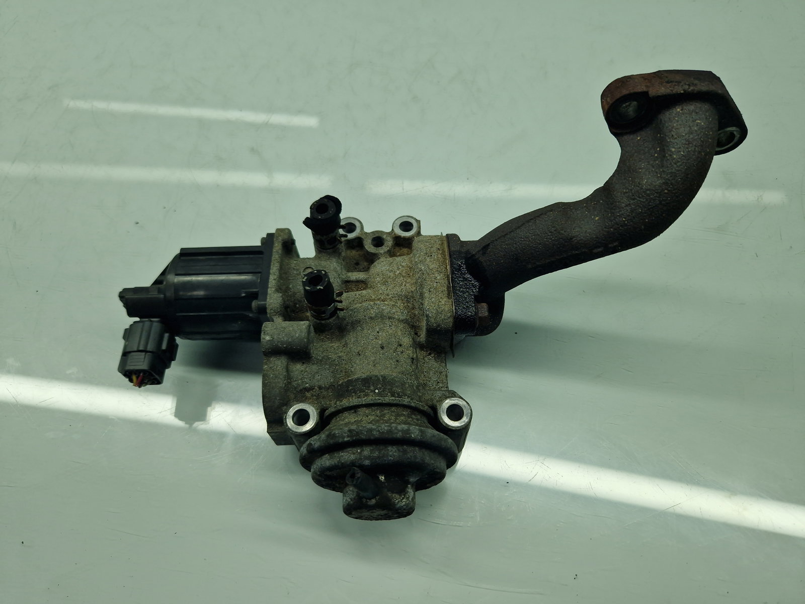 Supapa EGR MITSUBISHI ASX (GA) [Fabr 2010-2020] 1582A197 1.8 DI-D 4N13 110KW / 150CP - imagine 2