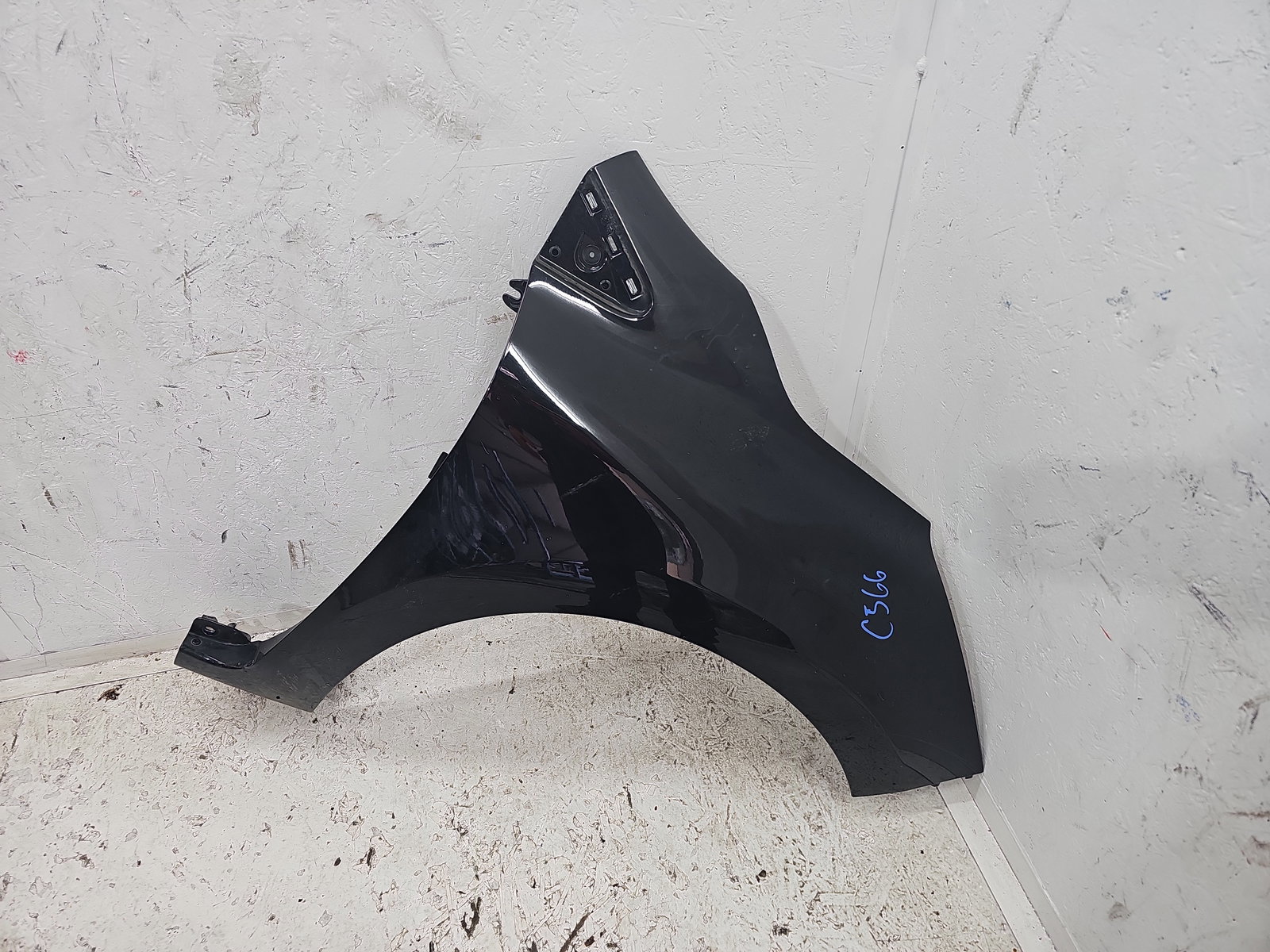 Aripa dreapta fata Renault Clio 4 [Fabr 2012-2020] Hatchback NEGRU - imagine 1