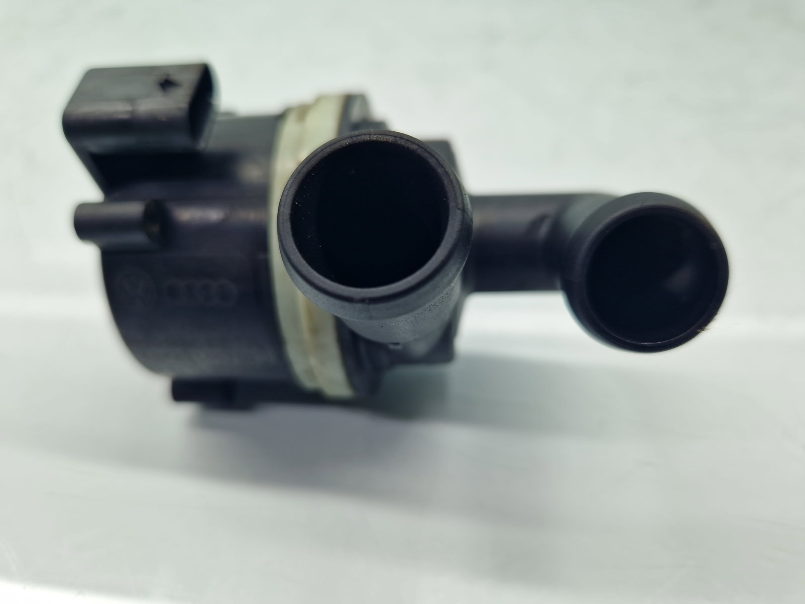 Pompa recirculare apa Volkswagen Passat B7 (365) [Fabr 2010-2014] 5N0965561A 2.0 TDI CFFB 103KW / 140CP - imagine 2